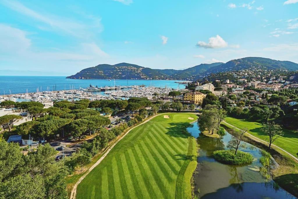 Ginkgo Studio - Piscine, Proche De La Mer, Golf, Wifi Мандельё-ла-Напуль Экстерьер фото